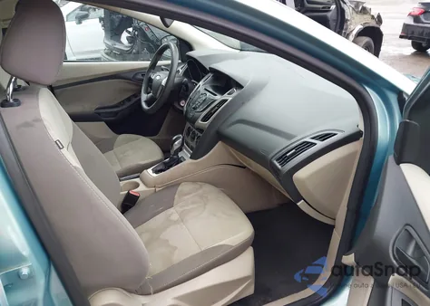 2012 Ford Focus Se z USA, uszkodzony, nr VIN 1FAHP3F25CL341265